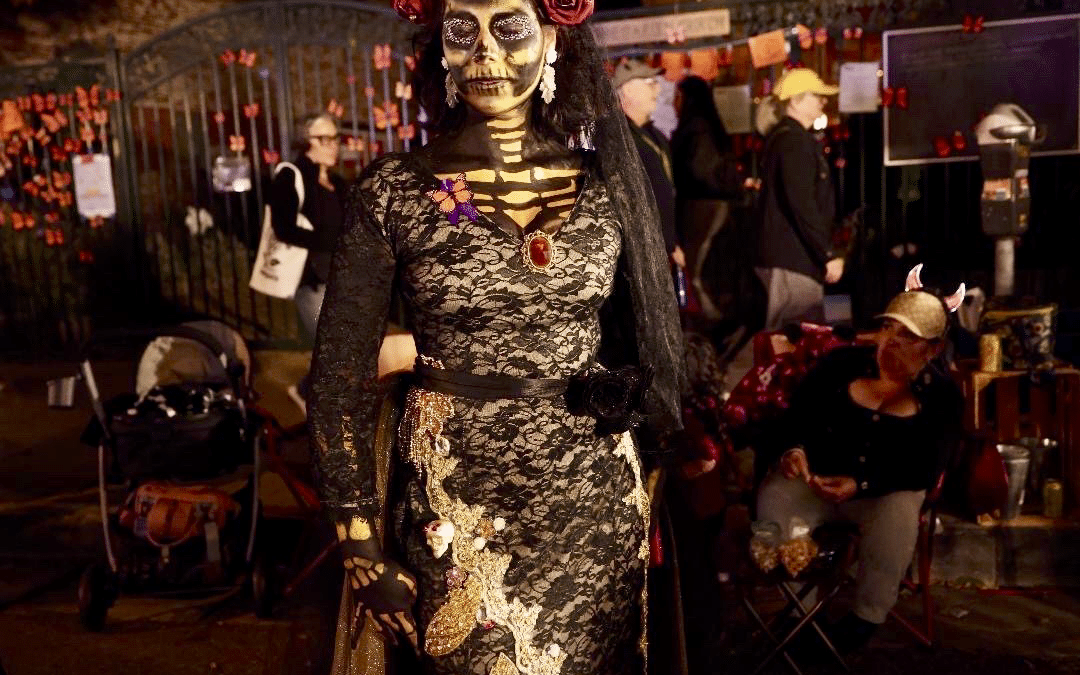 Dia de los Muertos w/ Simply Crafted Market